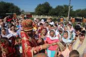 Архієпископ Никодим звершив освячення храму та Божественну літургію в Озерному