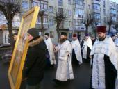 На честь Різдва Христового віруючі Бердичева пройшли Хресним ходом центральними вулицями міста
