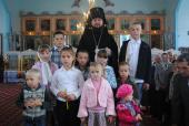 Владика Никодим привітав жителів с. Озерянка з відновленням храму.