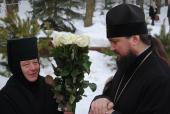 Архіпастир привітав із Різдвом Христовим насельниць Свято-Анастасіївської обителі.