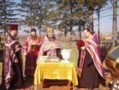 У селі Хажині освятили купол із хрестом Свято-Михайлівського храму
