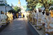 У річницю інтронізації Предстоятеля УПЦ у Києво-Печерський Лаврі була звершена урочиста Літургія