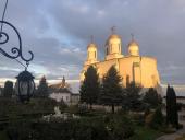 Митрополит Никодим звершив Божественну літургію у Свято-Успенському Зимненському монастирі!