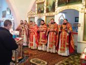 Священнослужители Черняхово-Червоноармейского благочиния приступили к таинству исповеди