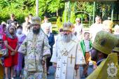 У неділю дванадцяту після П'ятидесятниці митрополит Никодим взяв участь у святкуваннях з нагоди 110-річчя Свято-Воскресенського храму міста Вінниці.