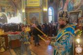 У день свята Введення в храм Пресвятої Богородиці митрополит Никодим звершив Божественну літургію у Свято-Хрестовоздвиженському кафедральному соборі міста Житомира!