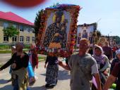 Як разом із учасниками великого хресного ходу паломники із Житомирської єпархії дібрались Почаївської Лаври!