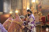 Неділя Хрестопоклонна. Митрополиче богослужіння у Спасо-Преображенському кафедральному соборі!