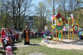 Освячення ігрового майданчика у дитячому садочку.