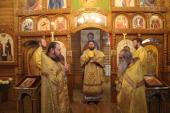 Архієрейська молитва у храмі на честь св. Петра і Февронії.