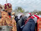 АРХІЄРЕЙСЬКЕ БОГОСЛУЖІННЯ У АРХІЄРЕЙСЬКОМУ СОБОРІ УСПІННЯ БОЖОЇ МАТЕРІ НА ПОДОЛІ