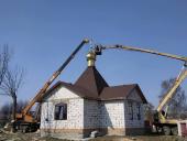 Хай яскраво сяють куполи Свято-Петропавлівського храму с. Реї!