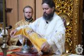 У неділю третю після П'ятидесятниці митрополит Никодим звершив Божественну літургію у Спасо-Преображенському кафедральному соборі міста Житомира.