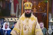 У день Різдва Іоанна Предтечі митрополит Никодим звершив Божественну літургію у Свято-Успенському архієрейському соборі міста Житомира.